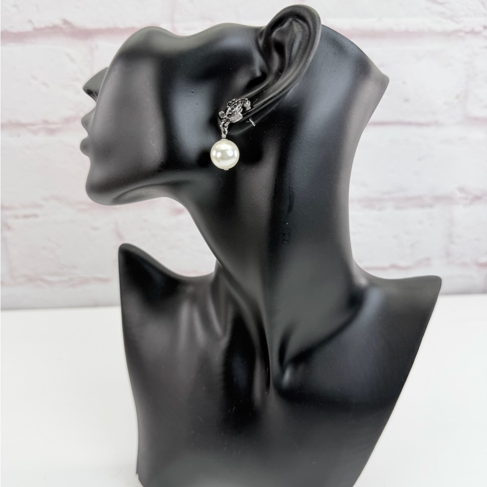 CHANEL Black Crystal Pearl Cc Drop Earrings - Picture 3 of 9